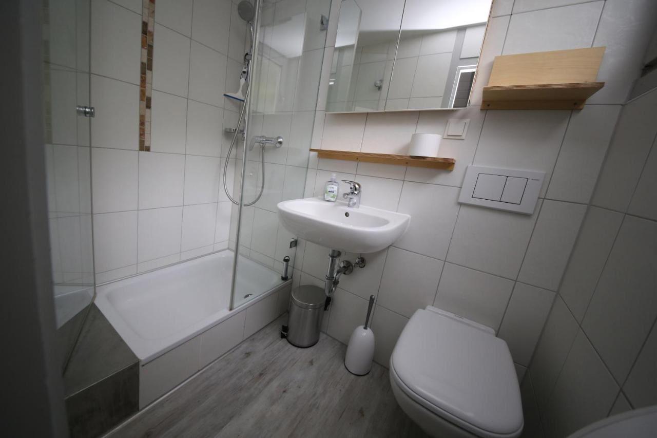 Ferienhaeuser Campingplatz 킨딩 외부 사진